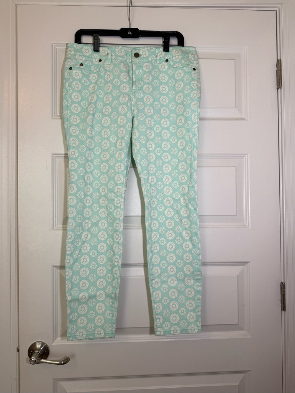 Vineyard Vines Aqua Patterned Pants - Size: 8 - Picture 8 of 10
